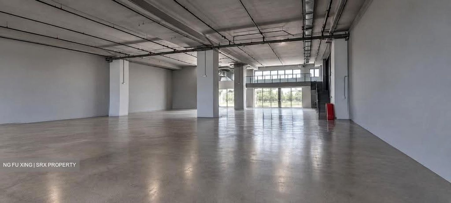 Carros Centre (D25), Factory #632862751